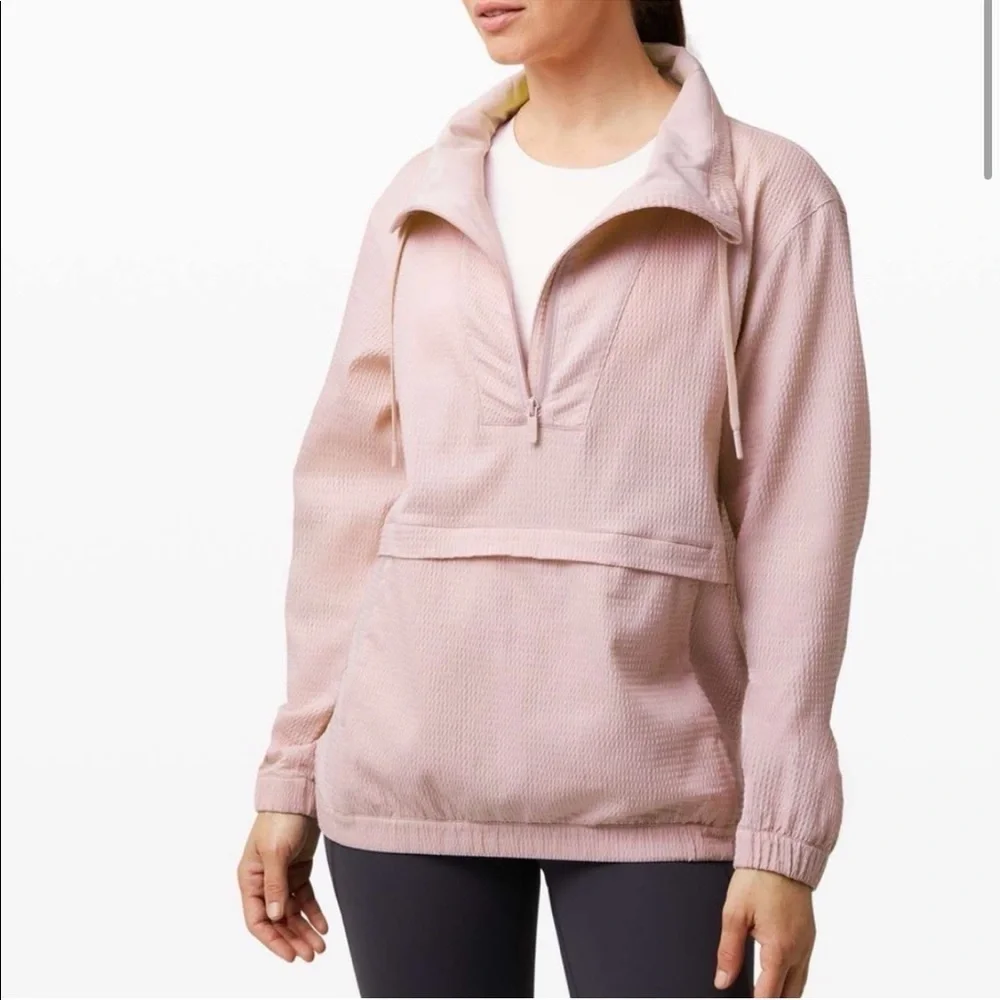 Lululemon‎ Pack Light Pullover Porcelain Pink Size 6